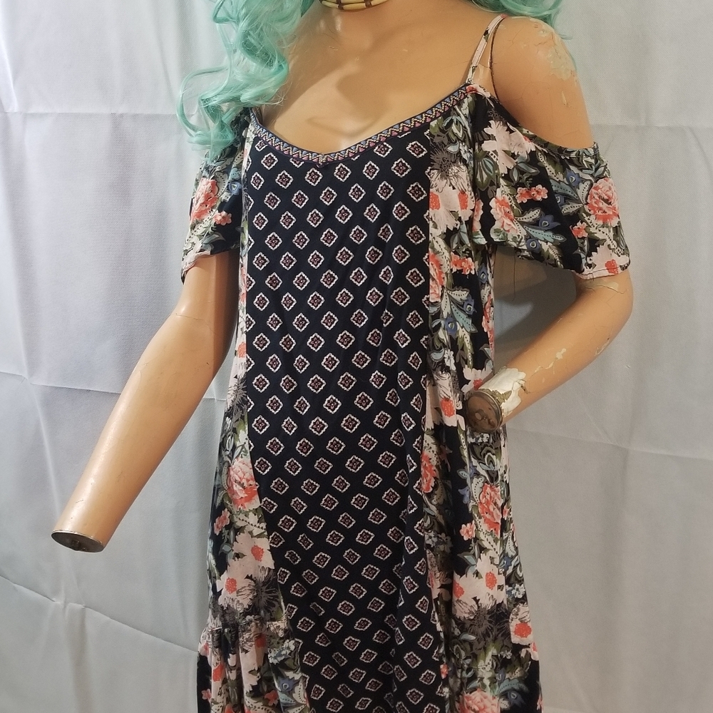 Cold shoulder BoHo dress Medium